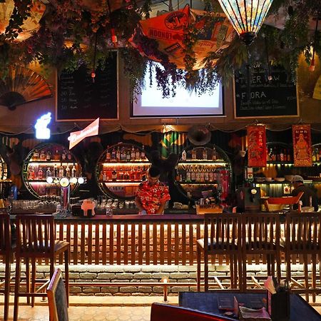 Hotel Peninsula Redpine Βομβάη Εξωτερικό φωτογραφία