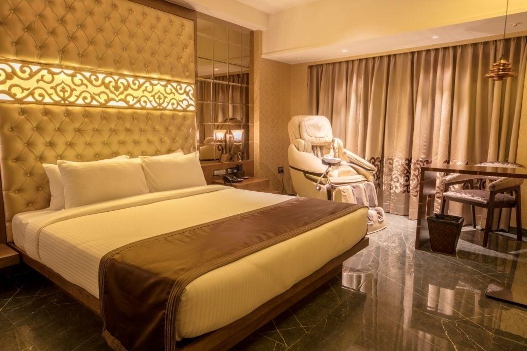 Hotel Peninsula Redpine Βομβάη Εξωτερικό φωτογραφία