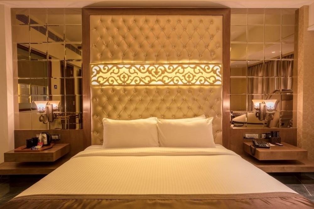 Hotel Peninsula Redpine Βομβάη Εξωτερικό φωτογραφία