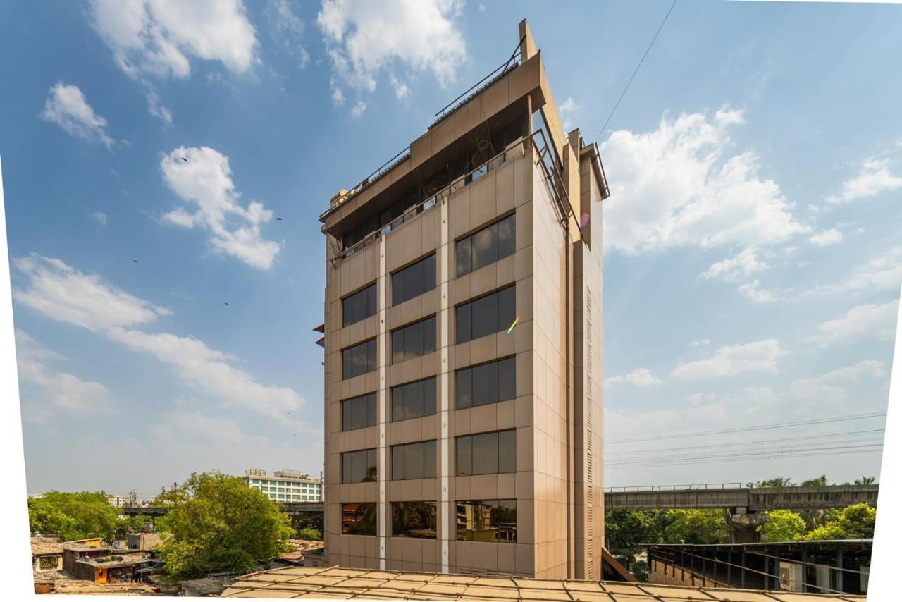 Hotel Peninsula Redpine Βομβάη Εξωτερικό φωτογραφία