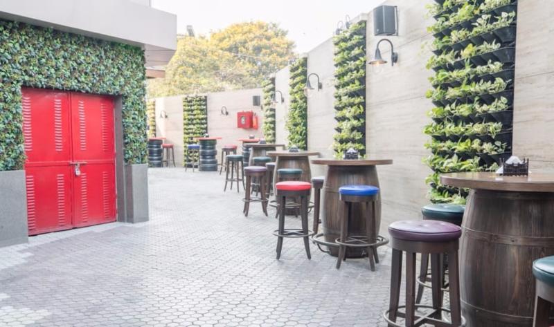 Hotel Peninsula Redpine Βομβάη Εξωτερικό φωτογραφία