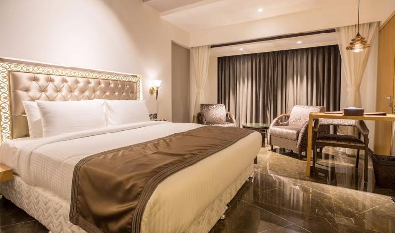 Hotel Peninsula Redpine Βομβάη Εξωτερικό φωτογραφία