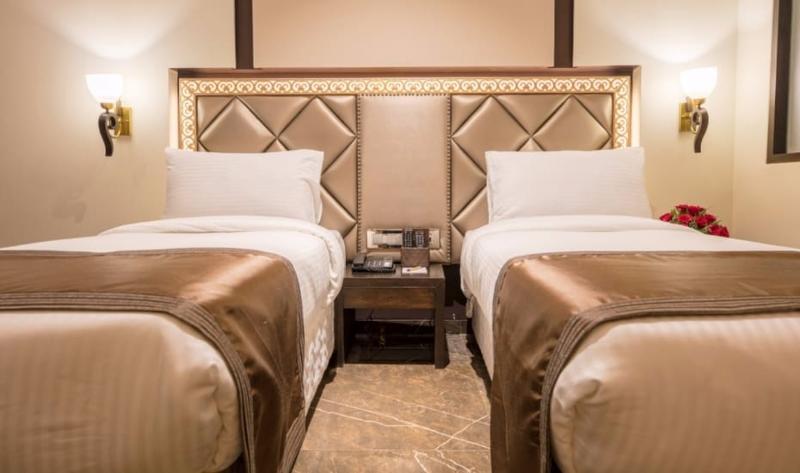 Hotel Peninsula Redpine Βομβάη Εξωτερικό φωτογραφία