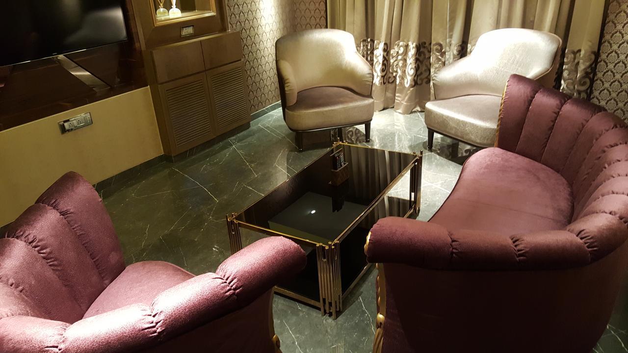 Hotel Peninsula Redpine Βομβάη Εξωτερικό φωτογραφία