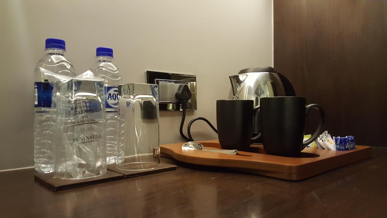 Hotel Peninsula Redpine Βομβάη Εξωτερικό φωτογραφία