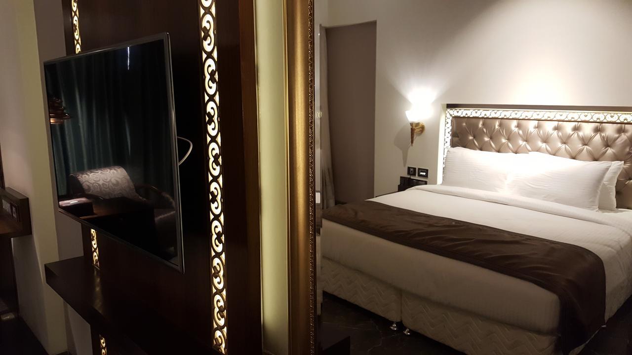 Hotel Peninsula Redpine Βομβάη Εξωτερικό φωτογραφία